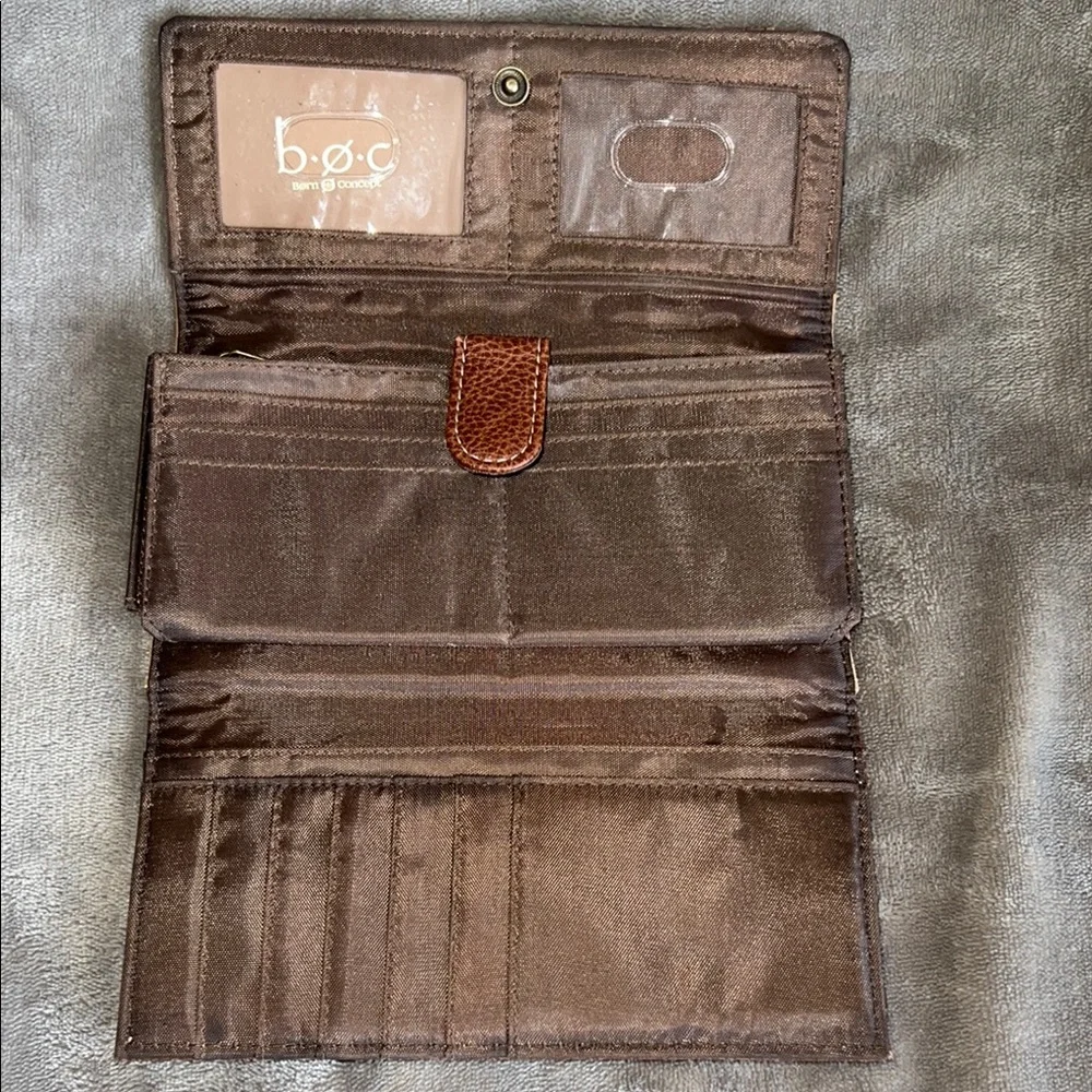 b.o.c.‎ Tan Wallet - Picture 12 of 15